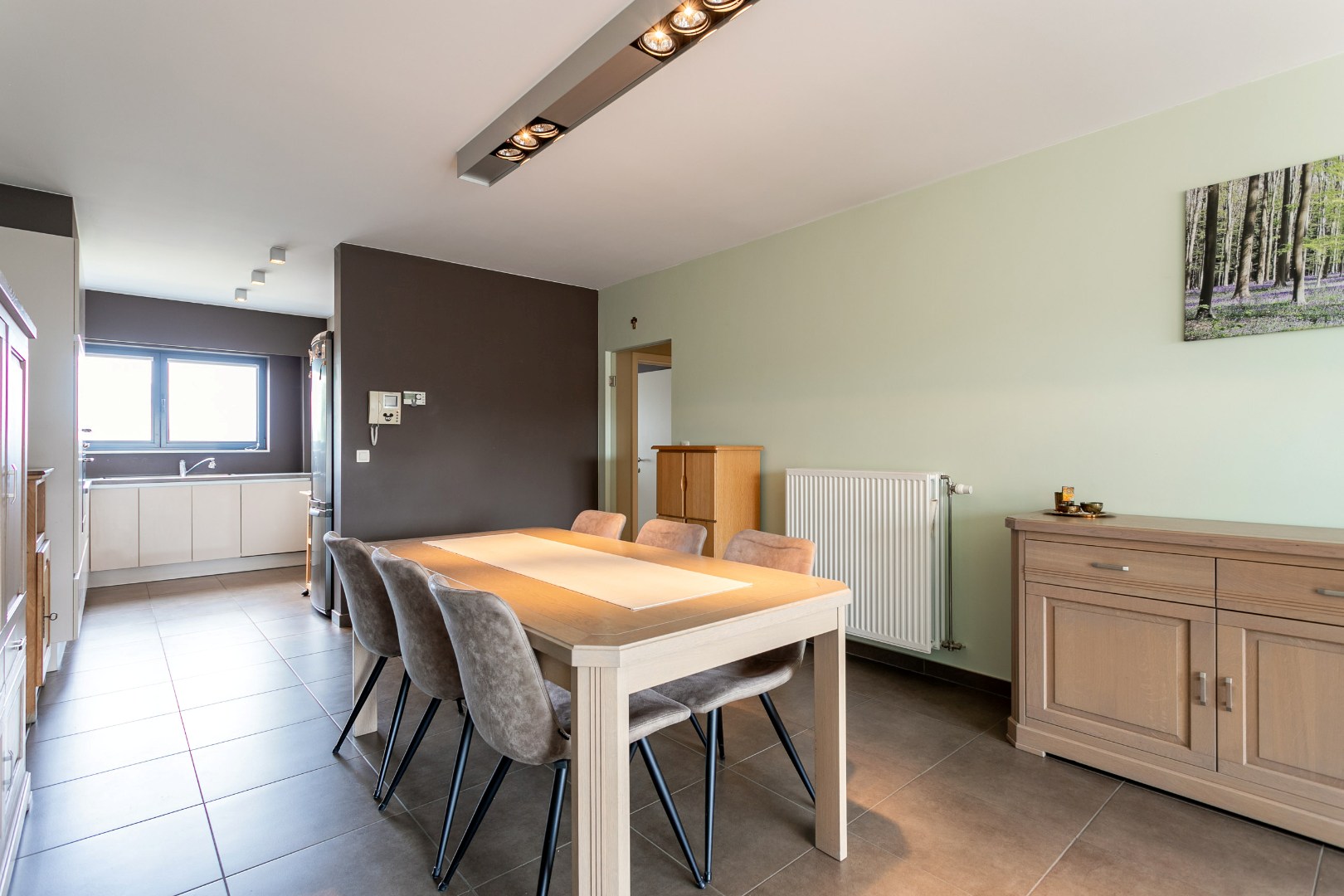 ENERGIEZUINIG APP MET 2 SLPK, TERRAS + GARAGE 