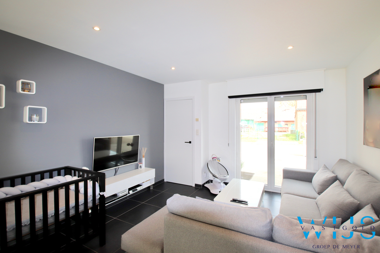 Toffe gezinswoning met 3 slaapkamers, garage &amp; zonnige tuin te Ertvelde Rieme! 