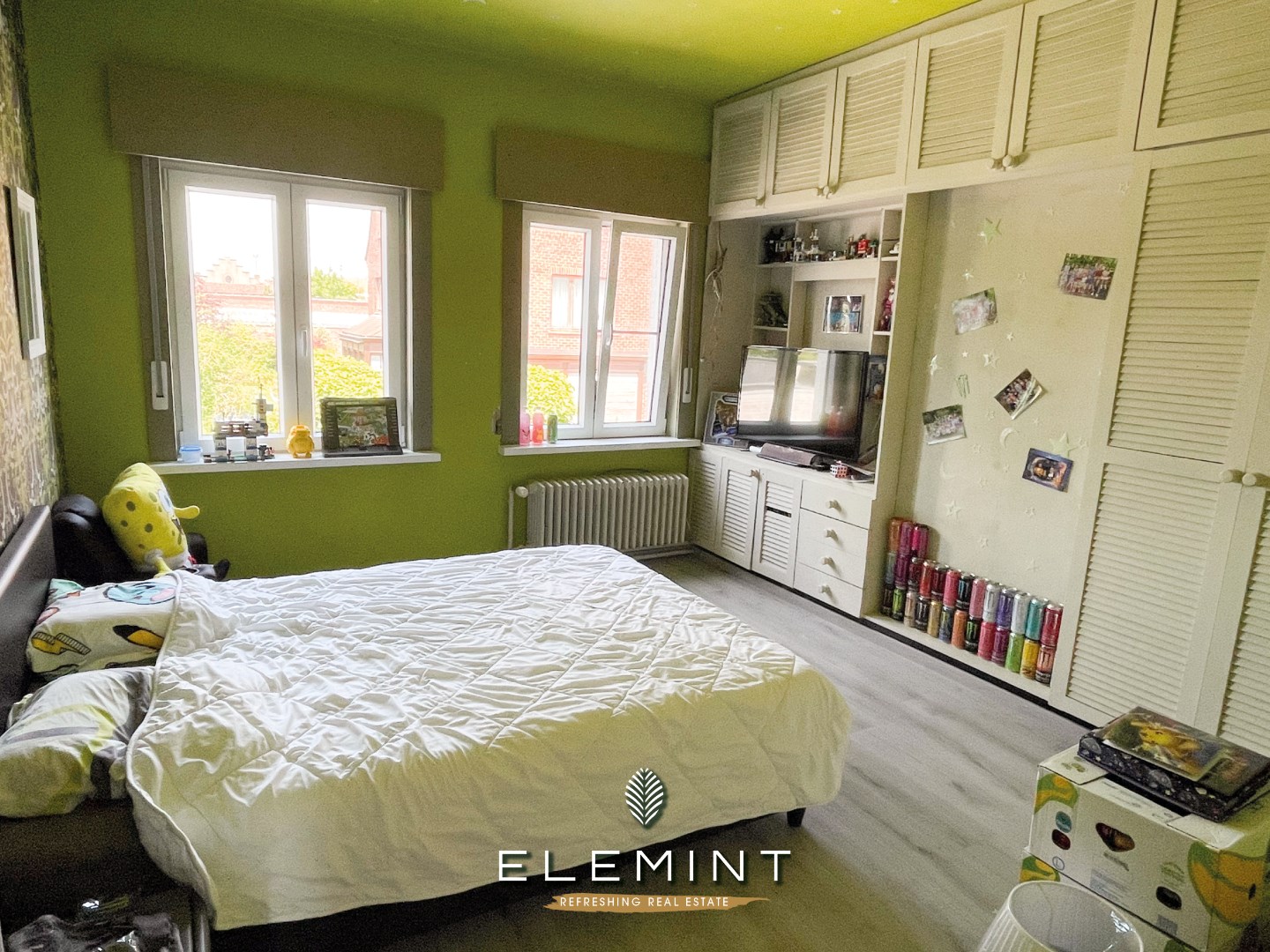 Klassevol en luxueus gerenoveerde hoekwoning op wandelafstand centrum Zwevegem 