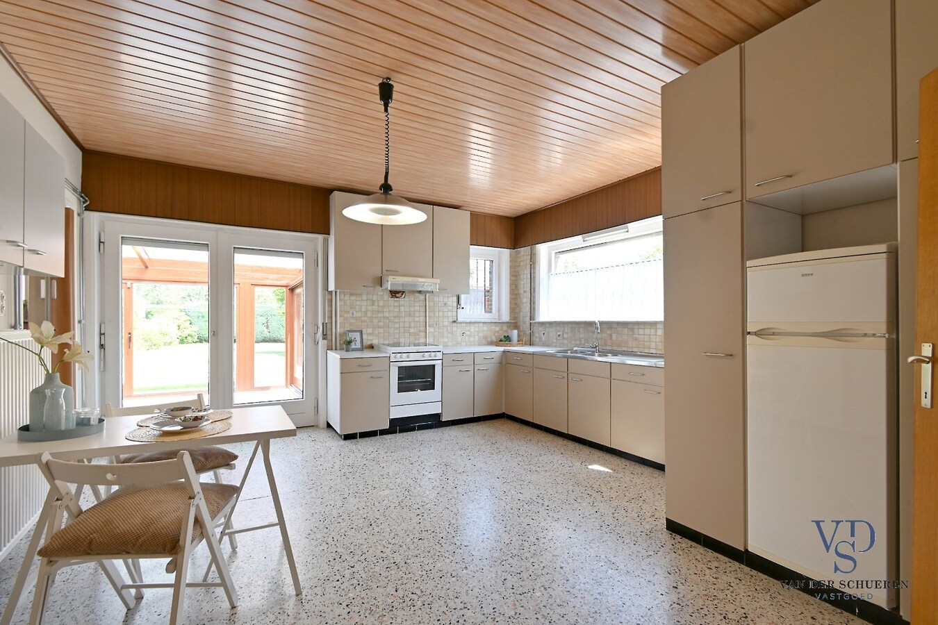 Ruime Half Open Bebouwing in rustige buurt 