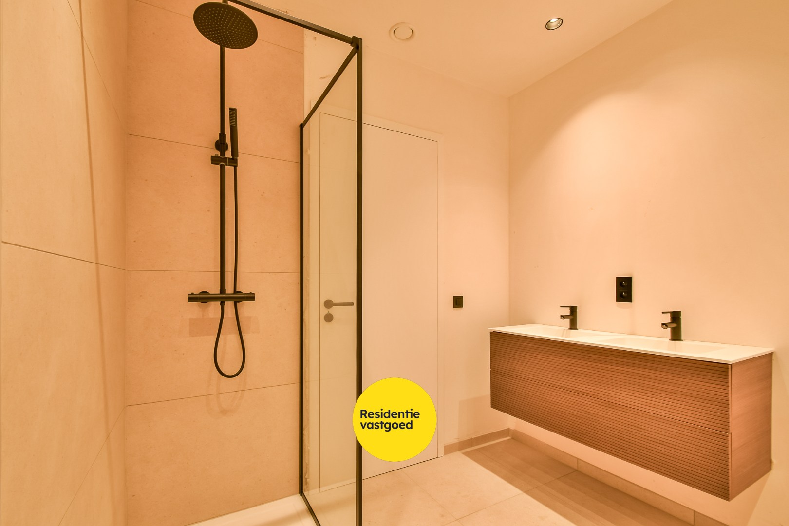 Ruime en kwalitatieve nieuwbouwwoning! 