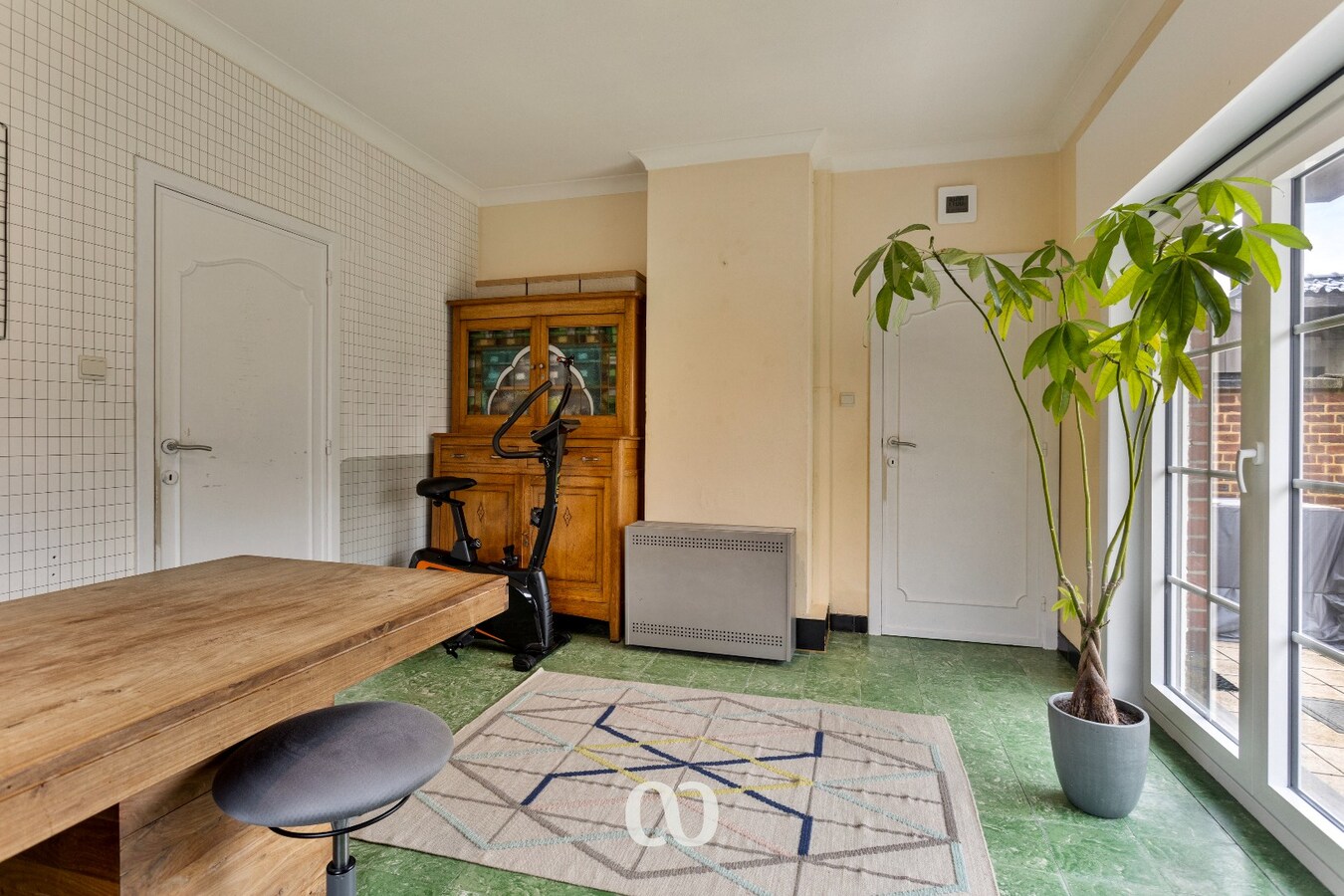 Gezinswoning met vier slaapkamers in een gezellige wijk 