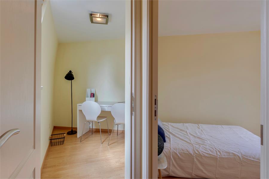 Volledig gerenoveerde woning op ideale locatie!! 