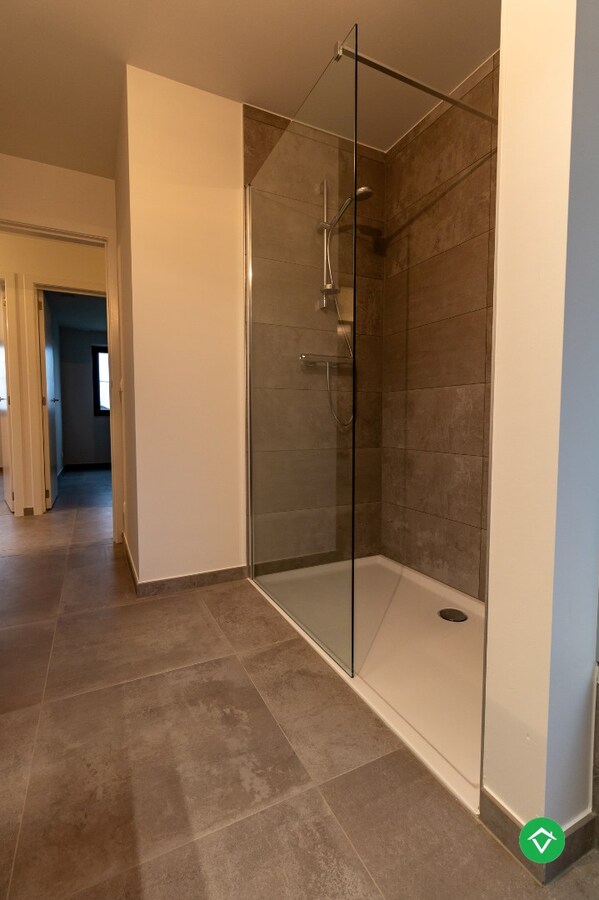 Nieuwbouwwoning met 3 slaapkamers te Koekelare 