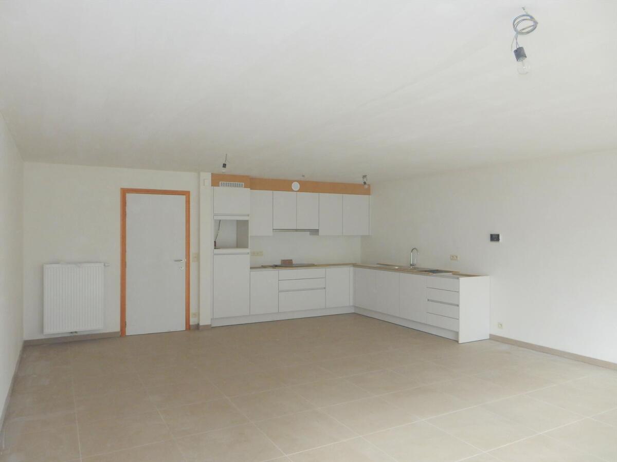 Moderne nieuwbouwwoning met garage 