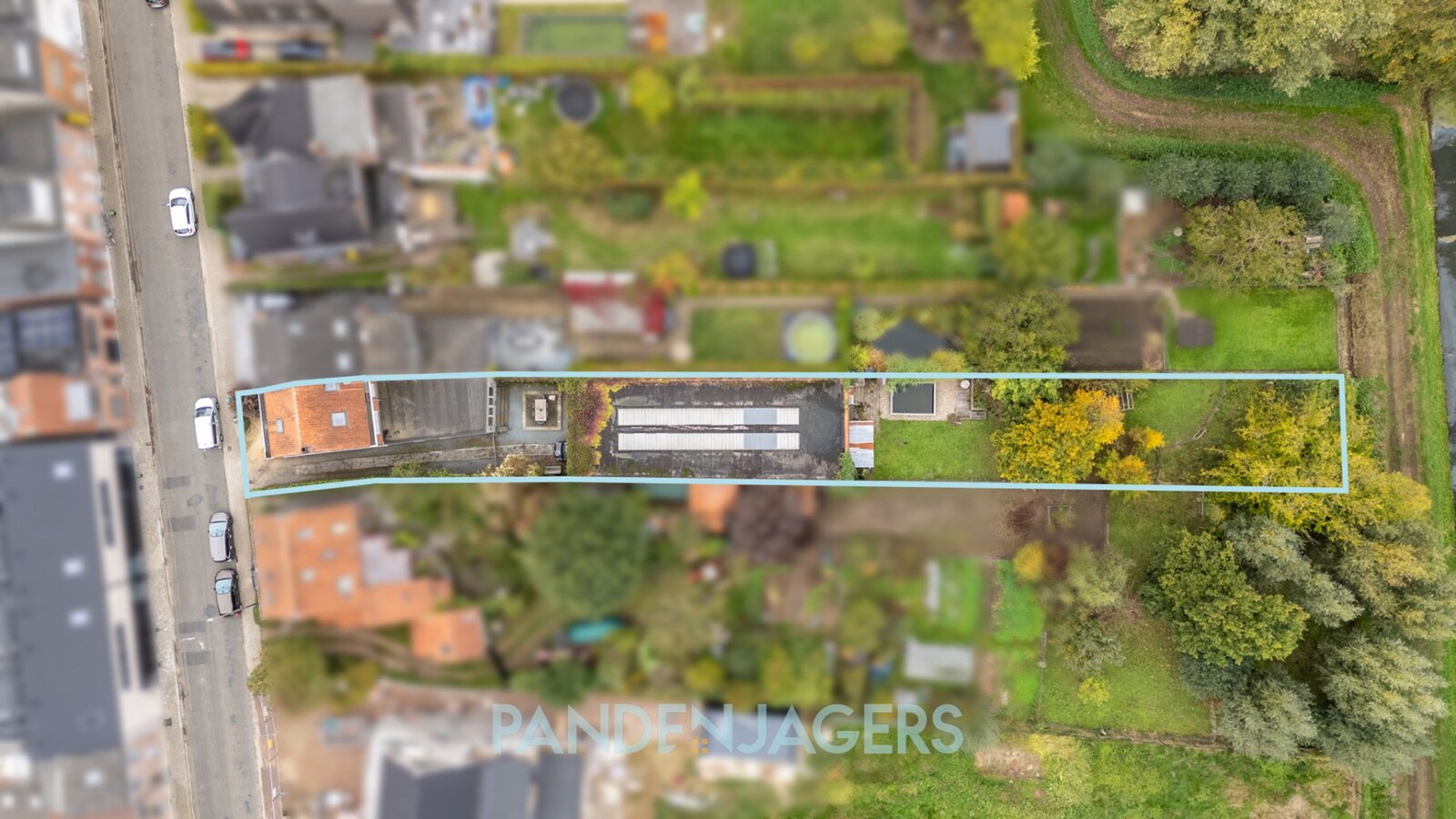 Gerenoveerde woning met uitzonderlijk groot magazijn op unieke locatie te Duffel 