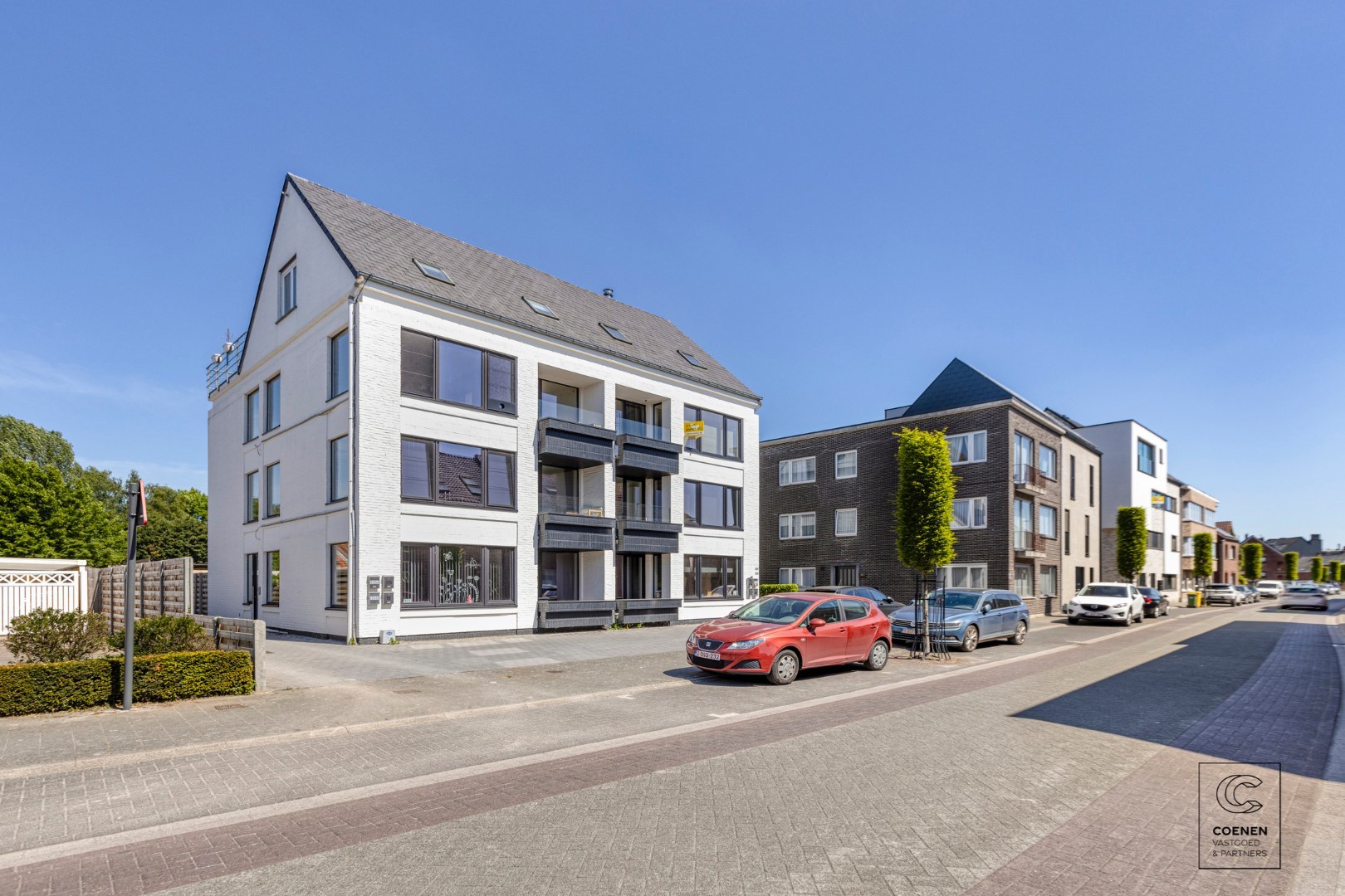 Instapklaar, recent gerenoveerd dakappartement van 55 m² te Geel! 