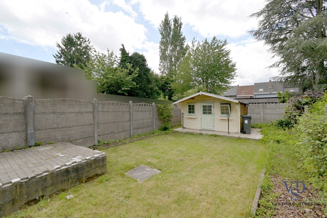 Ruime 3 slpk-woning met garage en tuin. 