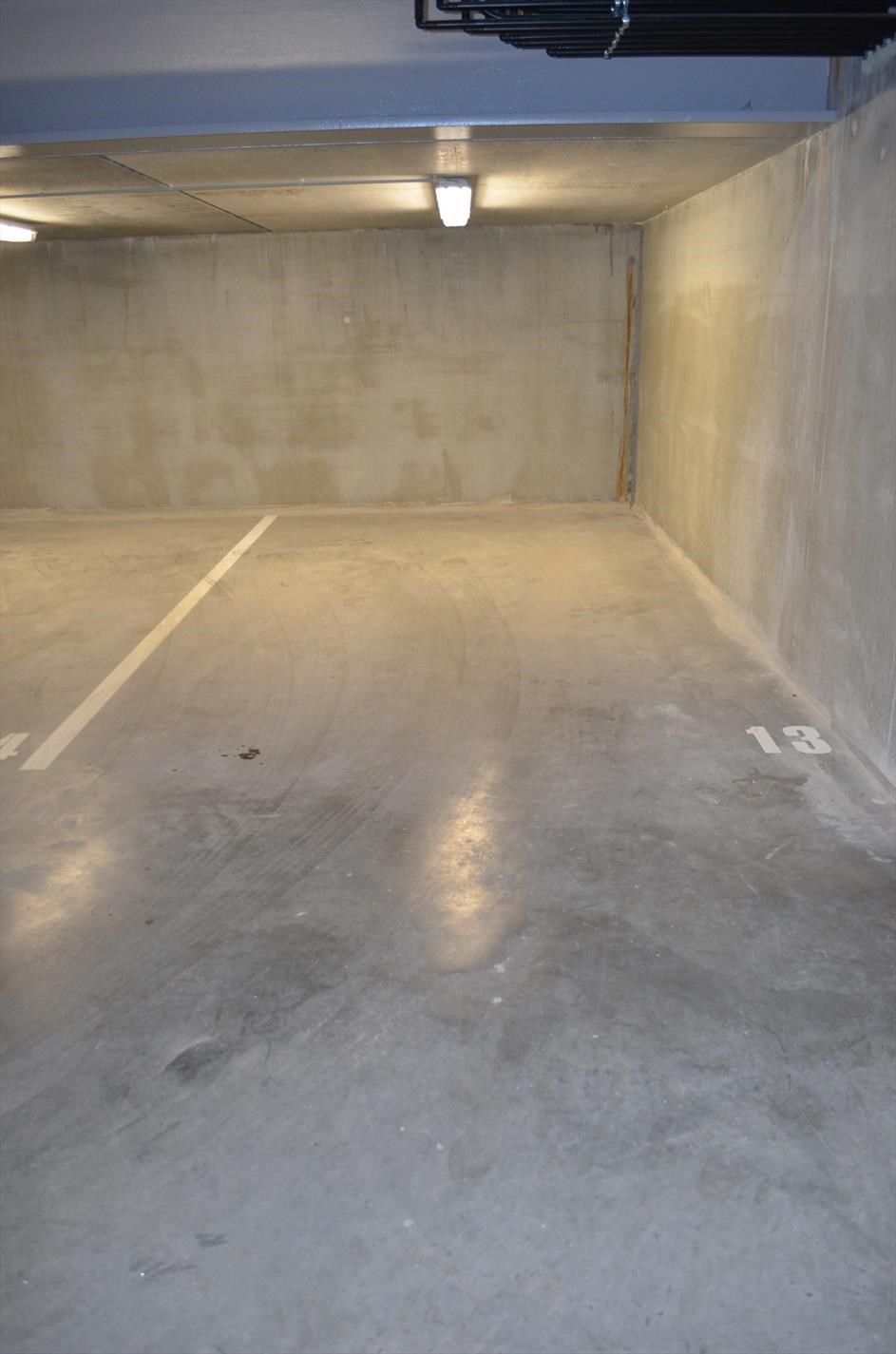 Recente woning met 3 slpks, tuin en 2 parkeerplaatsen te centrum Maldegem 