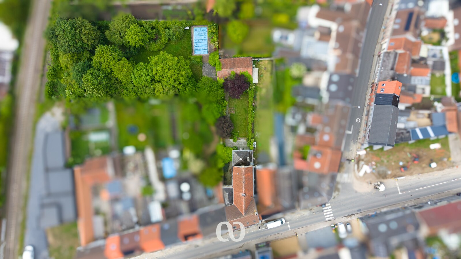 Karaktervolle herenwoning met zwembad en verborgen stadstuin in Oudenaarde 