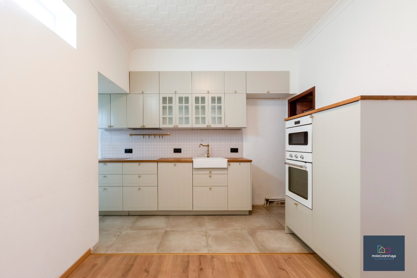 Goedgelegen woning met 2 slpk te Gent 