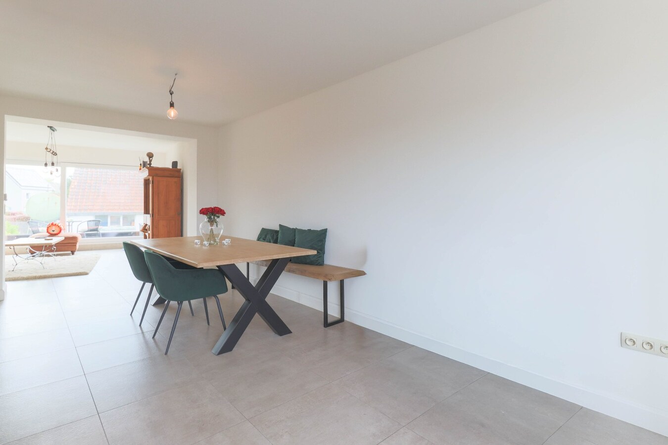 Fantastisch gelegen woning te Waregem ! 