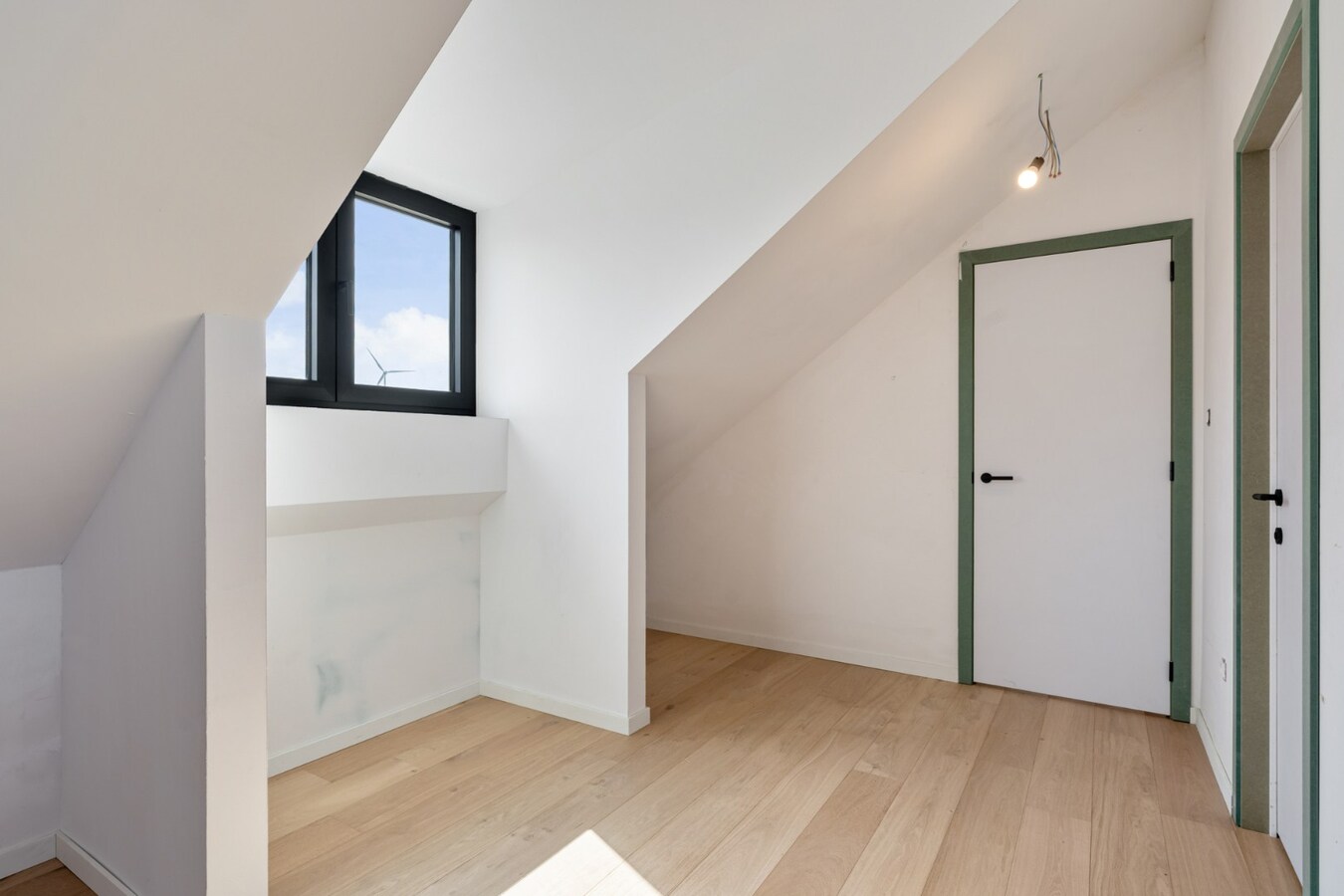 Exclusieve woning in volledig heropgebouwde hoeve op een perceel van 4a33ca! 