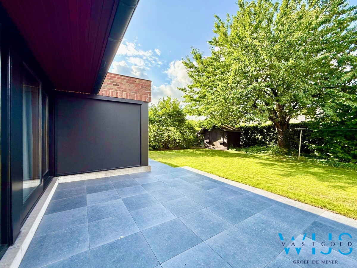 WIJS woonhuis op ideaal perceel van 738m² te Rieme ! 