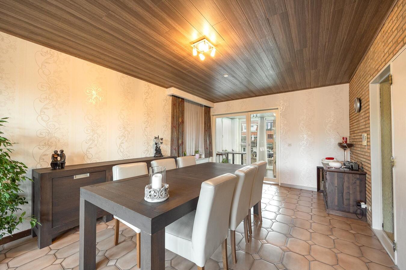 Ruime HOB met garage op een rustige locatie te Schelle! 