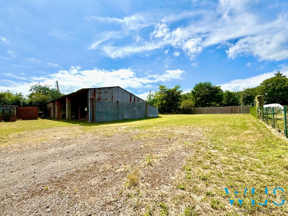 Bouwgrond van 1030m² op TOPLOCATIE ! 