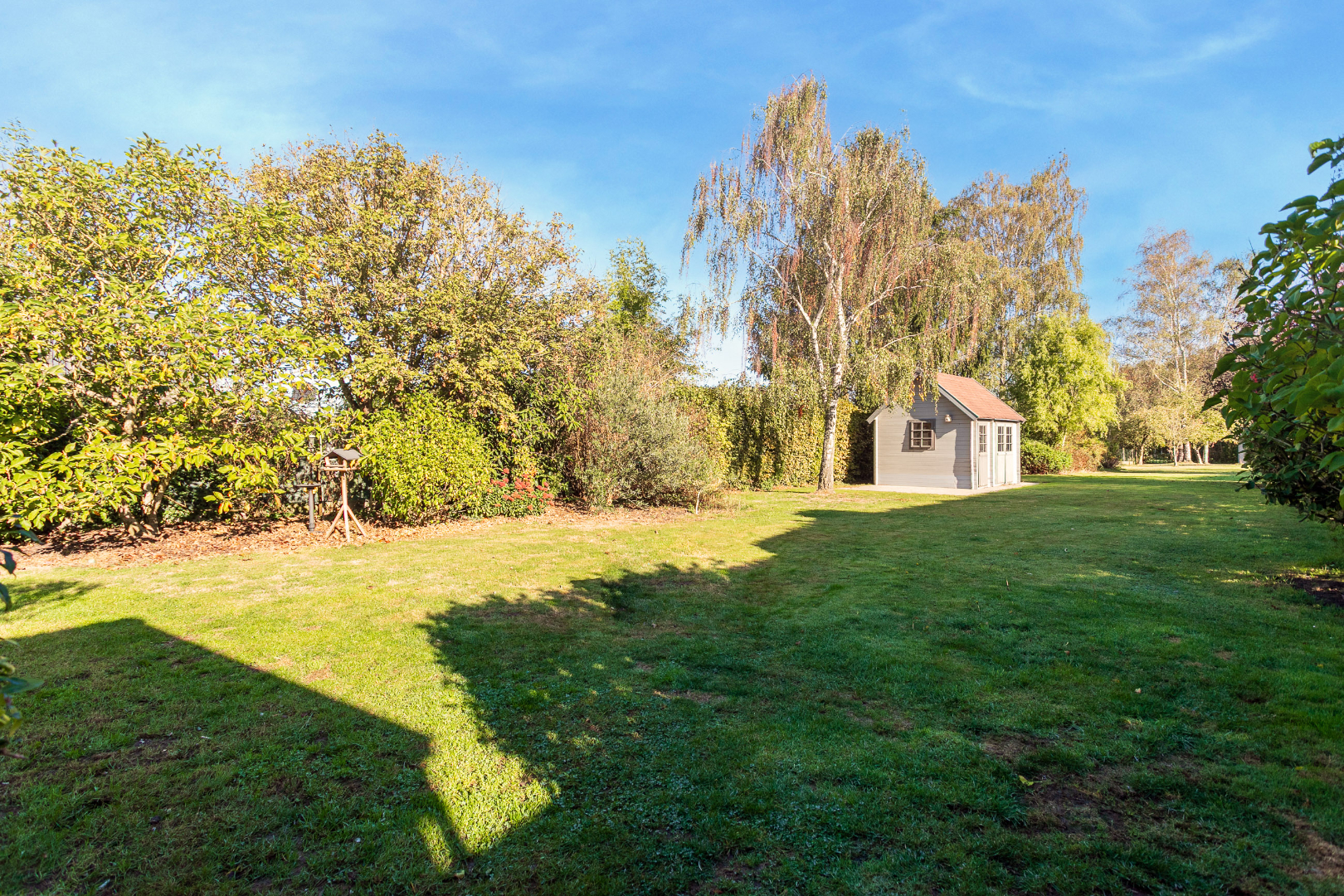 Instapklare driegevelwoning met 4 slpk te Lembeek 