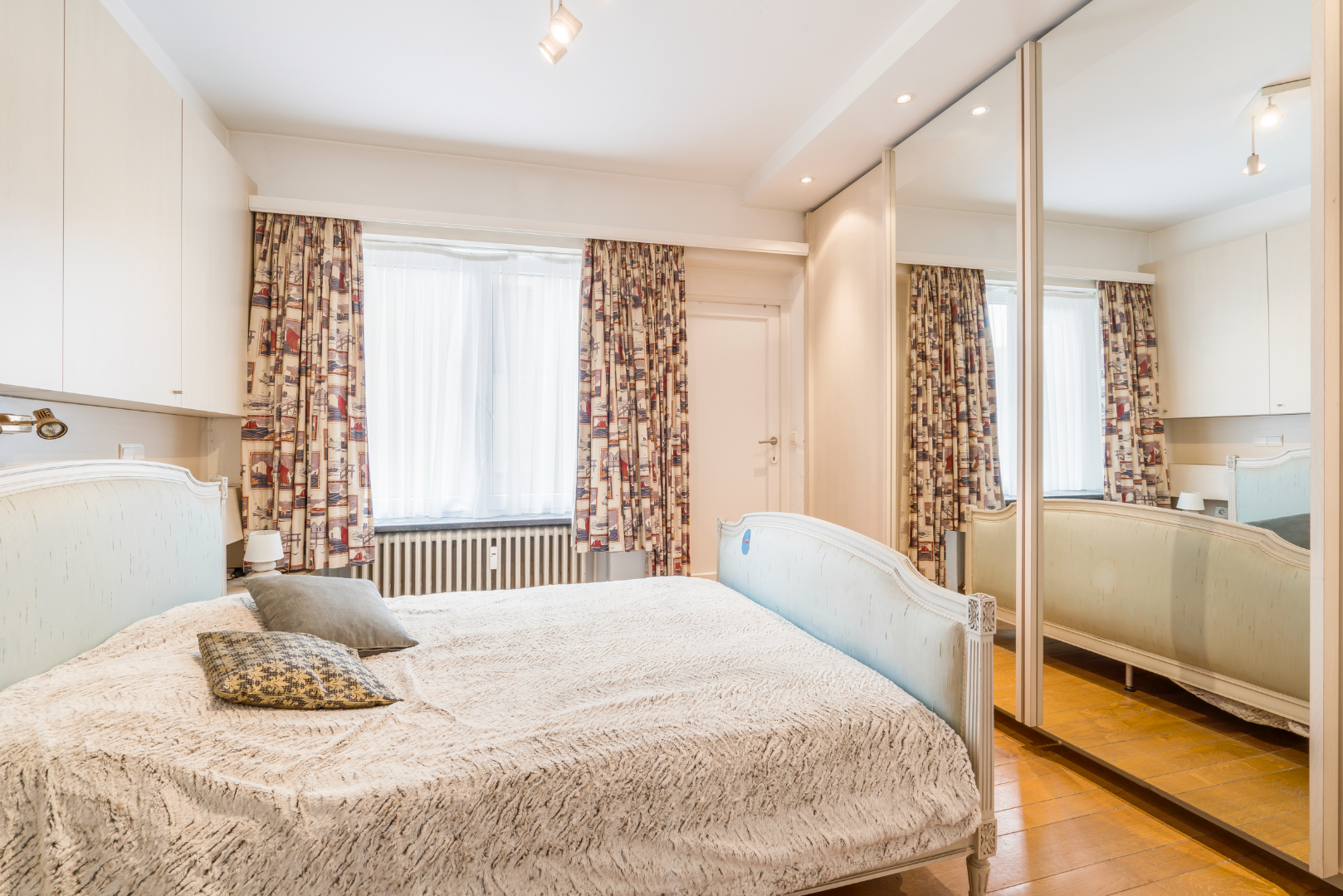 APPARTEMENT MET FRONTAAL ZEEZICHT IN CENTRUM OOSTENDE - 1 SLAAPKAMER 