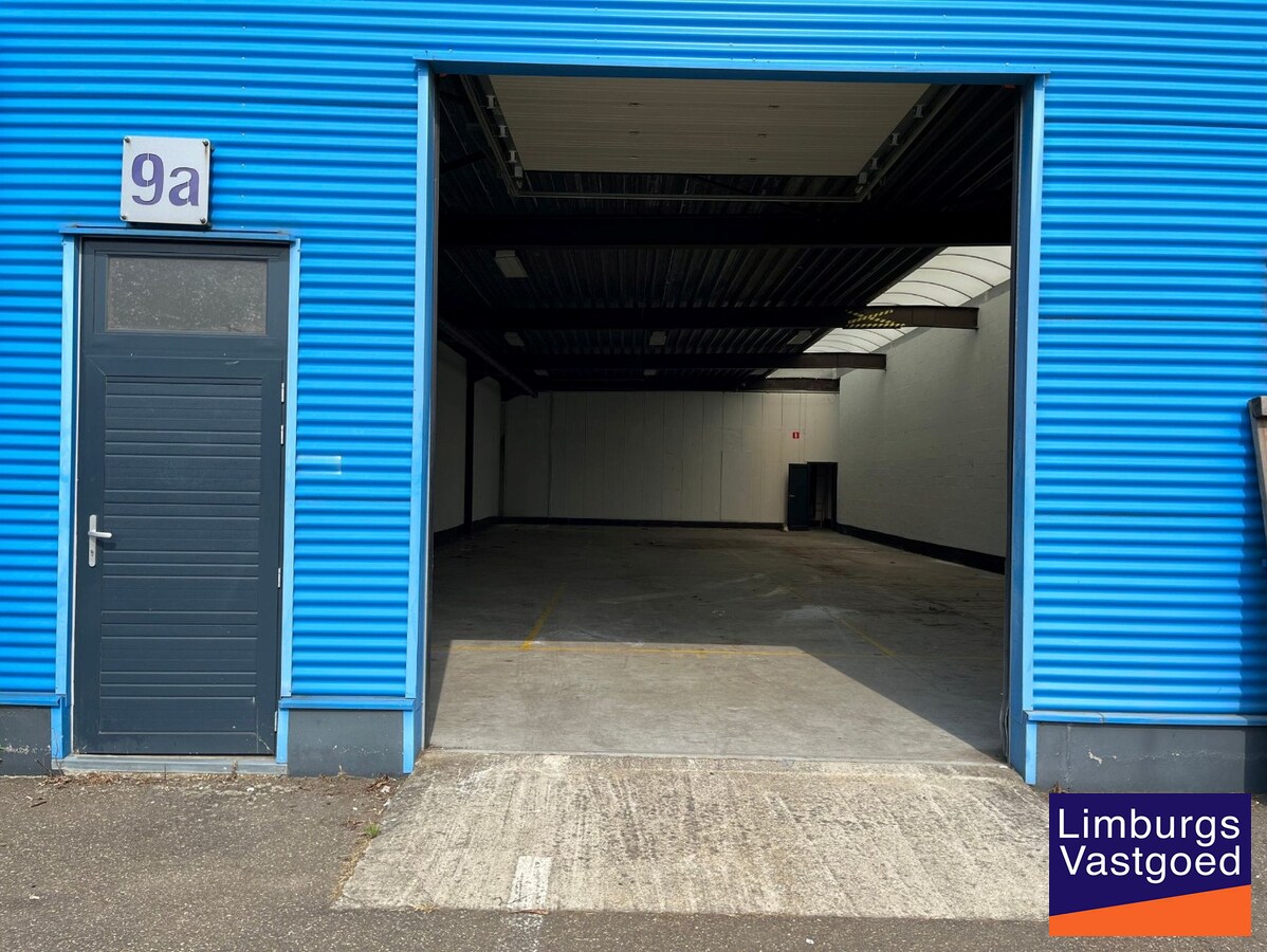 Magazijn, 240m², op industrieterrein, vlakbij E-313 