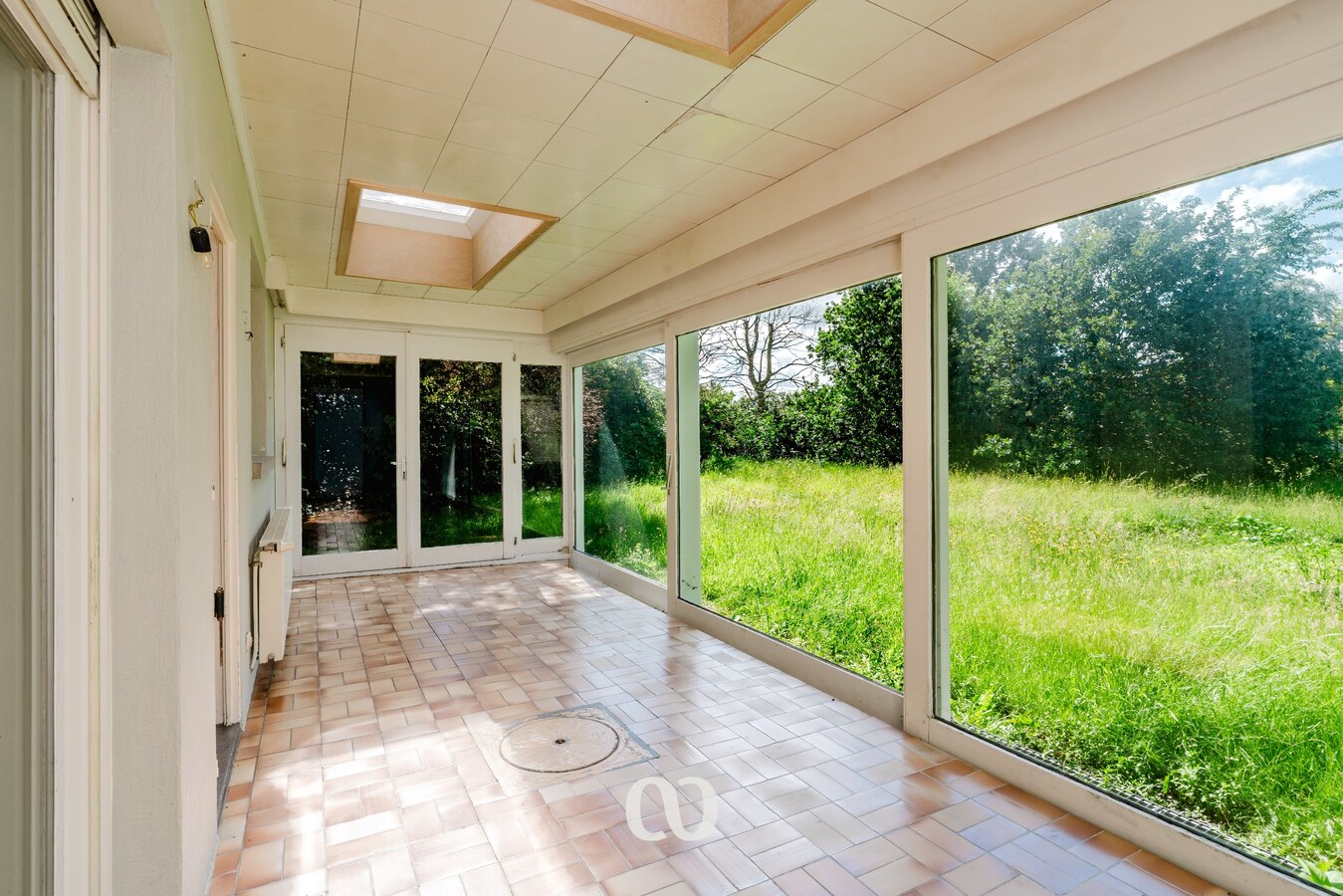 Ruime woning op meer dan 6.500 m² in Avelgem 