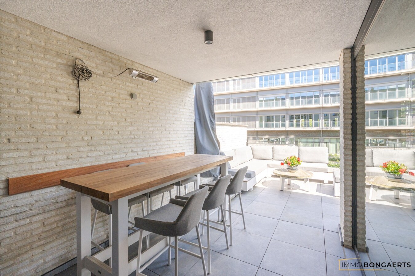 Recent gelijkvloersappartement nabij het centrum van Genk 