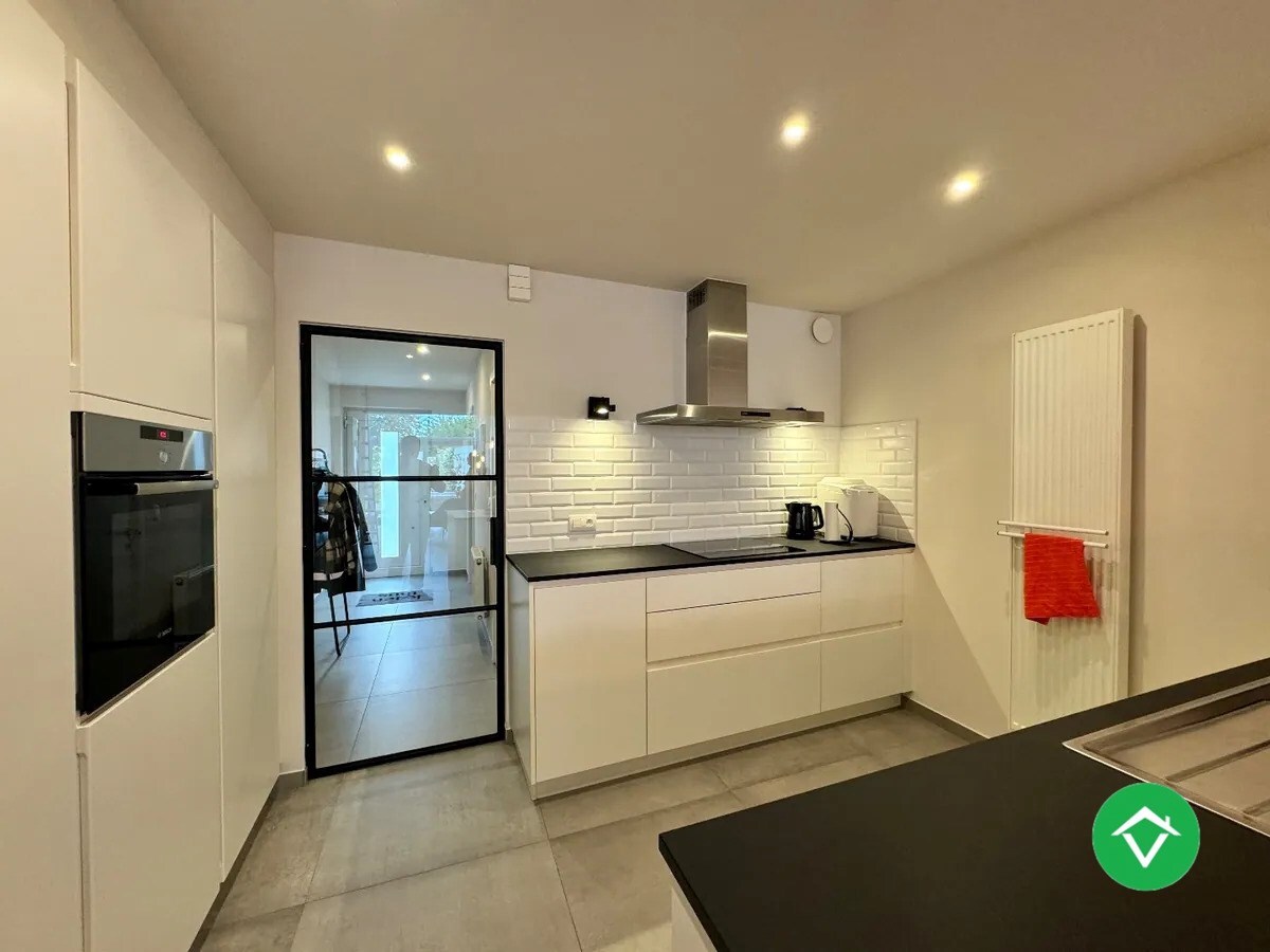 Instapklare woning met 2 slaapkamers en tuin te Eernegem 