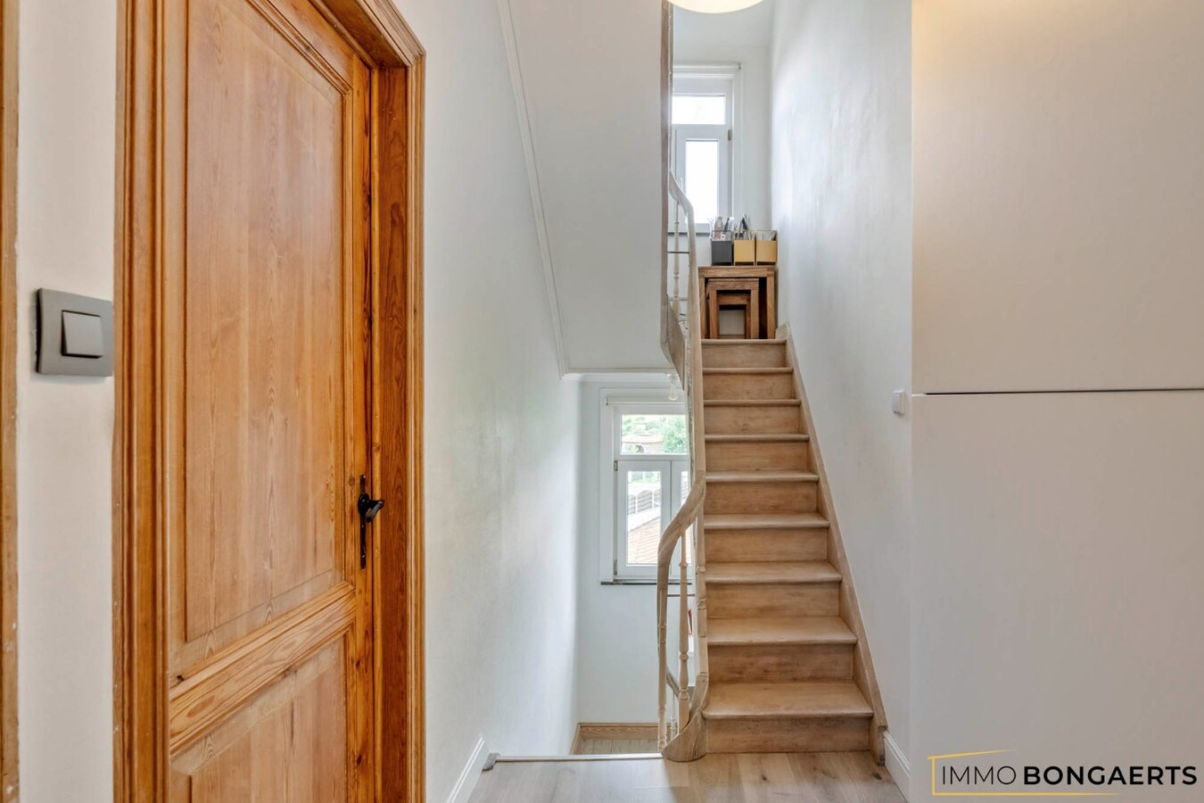 Karaktervolle woning met 4 slaapkamers, tuin en garage. 