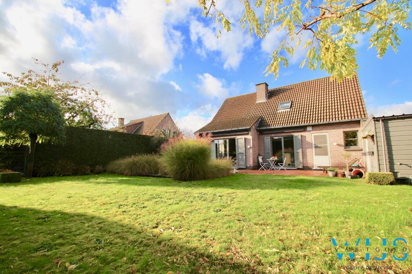 Volwaardig woonhuis met zongerichte tuin op absolute toplocatie in Ertvelde! 