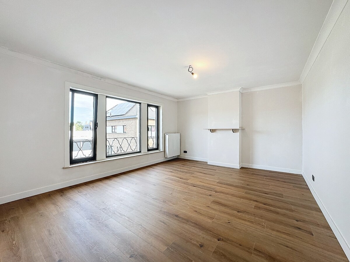 Top renovatieproject op residentiële ligging te Bevegem 