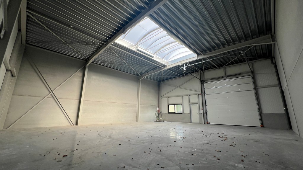 Nieuwbouw loodsen te huur in Tielt