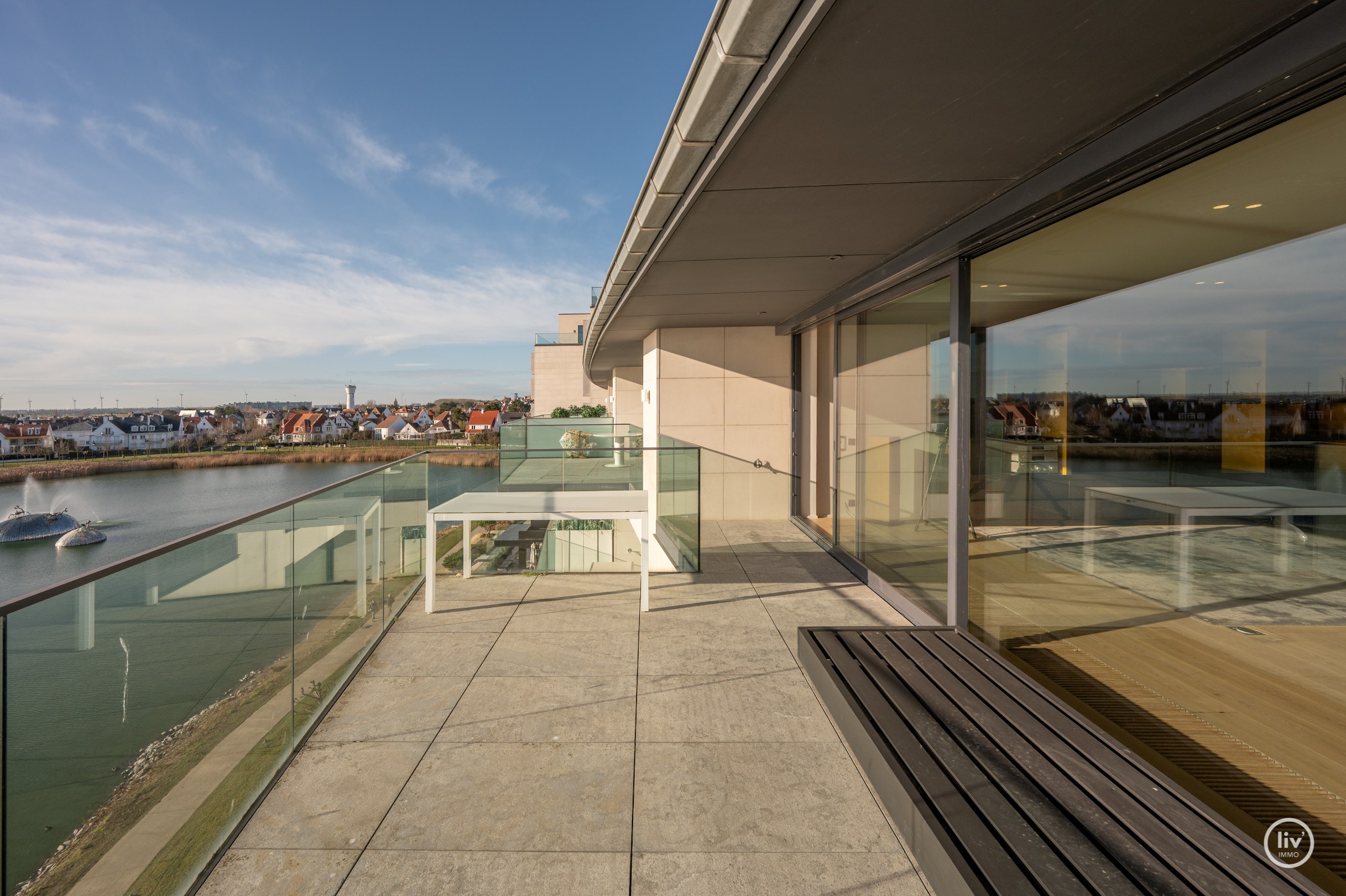 LA RESERVE - Appartement exceptionnel de 3 chambres avec de grandes terrasses offrant une vue sur le ZEGEMEER et le CASINO à Knokke. 