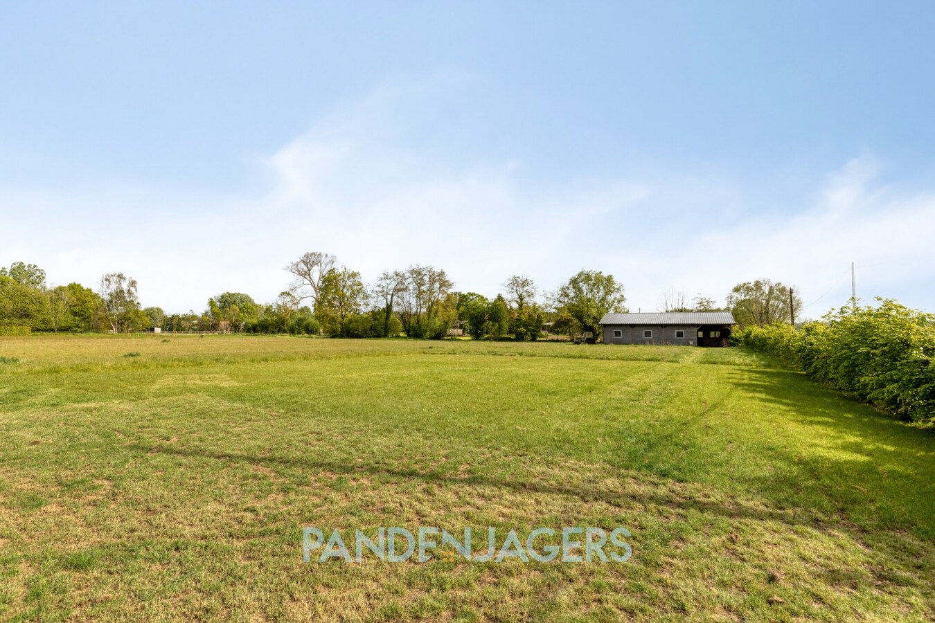 Exclusieve villa op uitzonderlijk perceel van 10.804 m² te Berlaar 