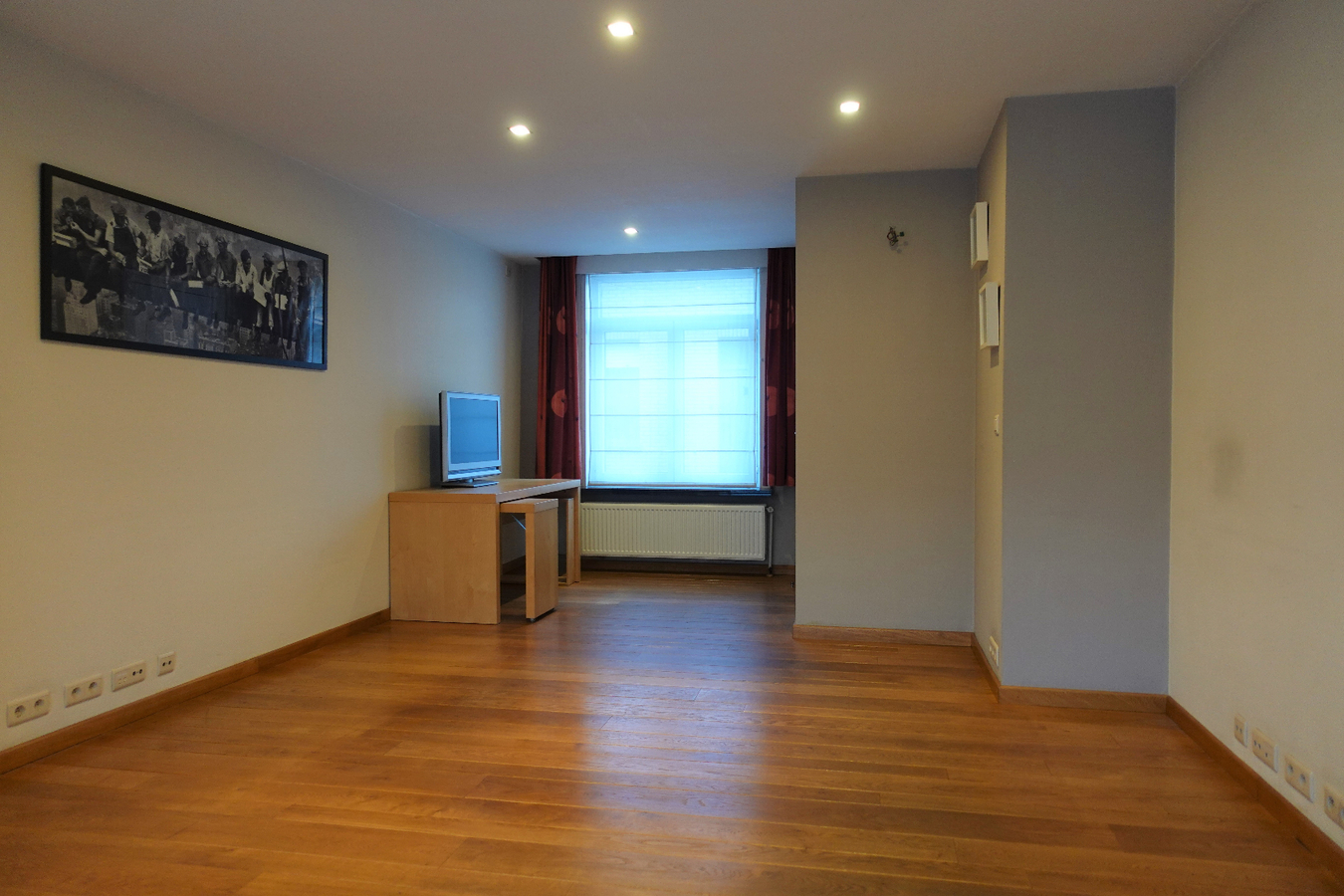 Charmante rijwoning nabij het dorp van Jabbeke 