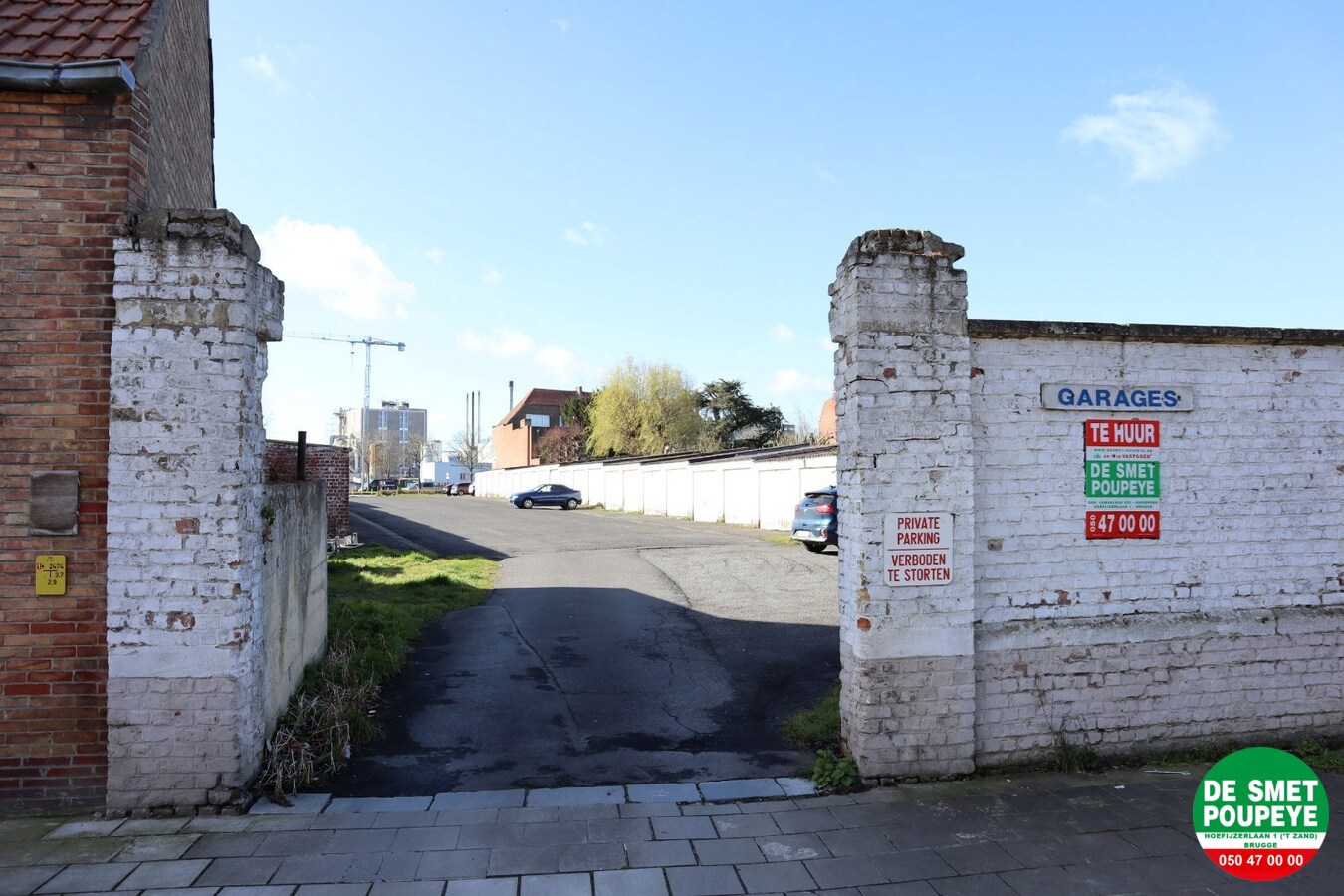 Ruime garagebox te huur in Brugge 