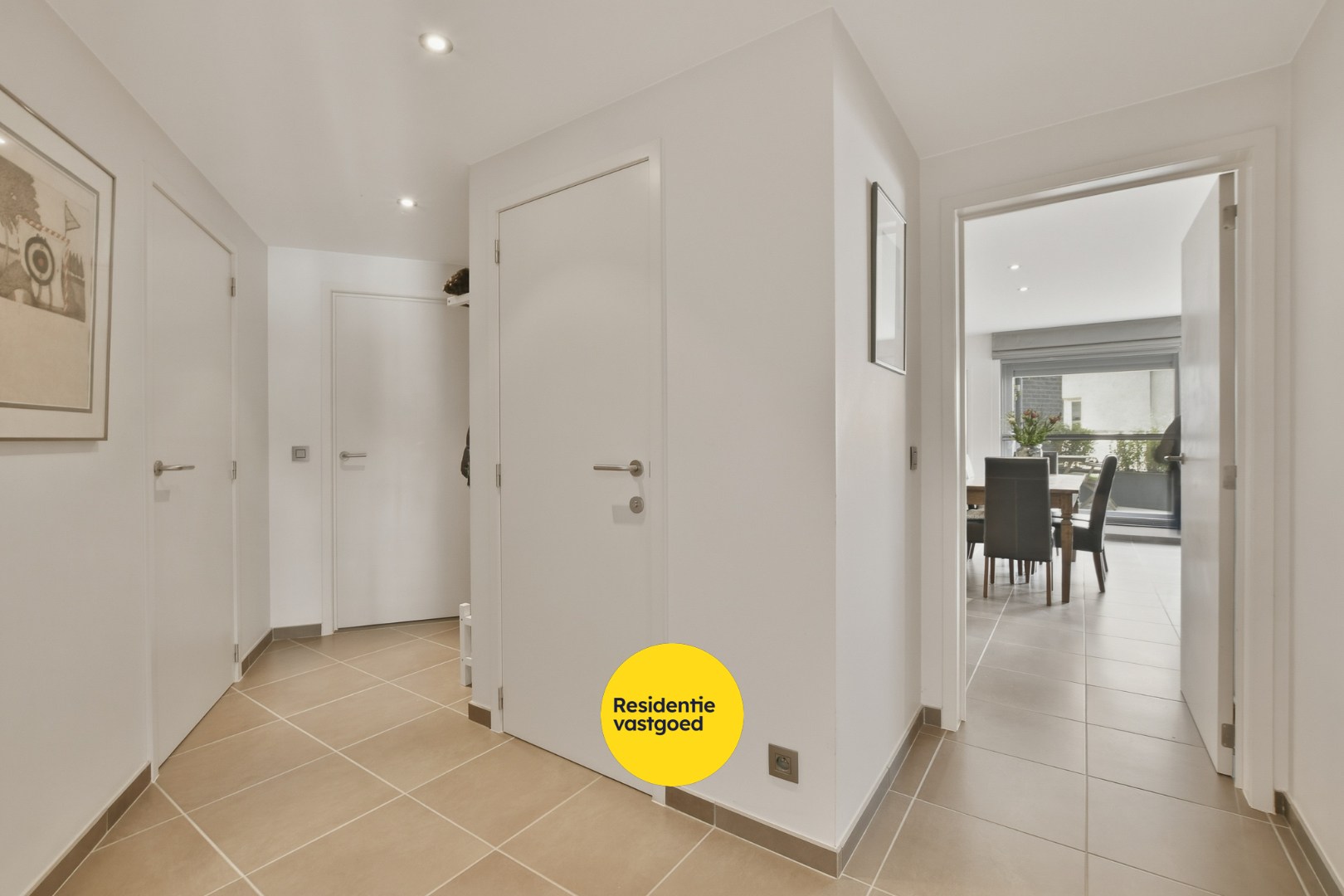 Onmiddellijk beschikbaar energiezuinig appartement met 2 slaapkamers in De Haan 