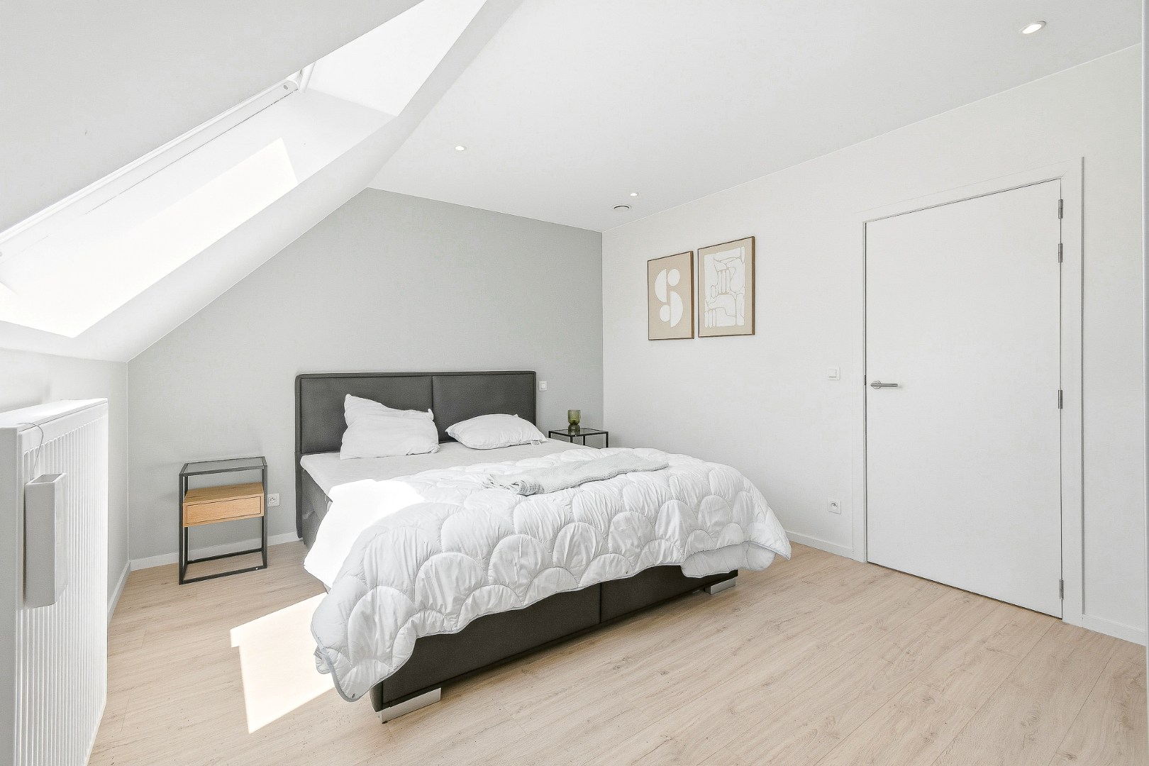 Uiterst energiezuinige instapklare rijwoning met 3 slaapkamers 