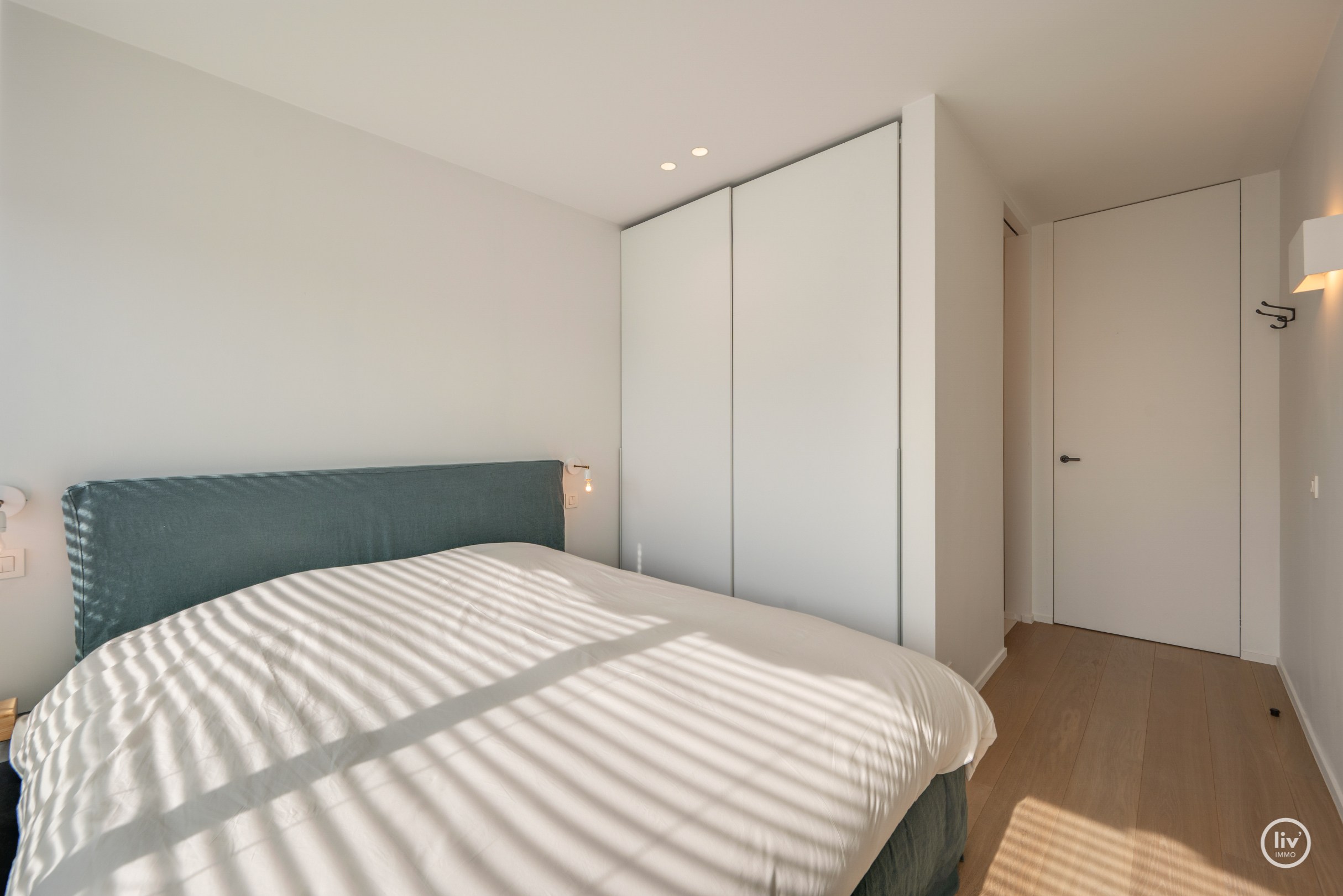 Appartement duplex unique avec 4 chambres dans une résidence récente au centre de Knokke. 