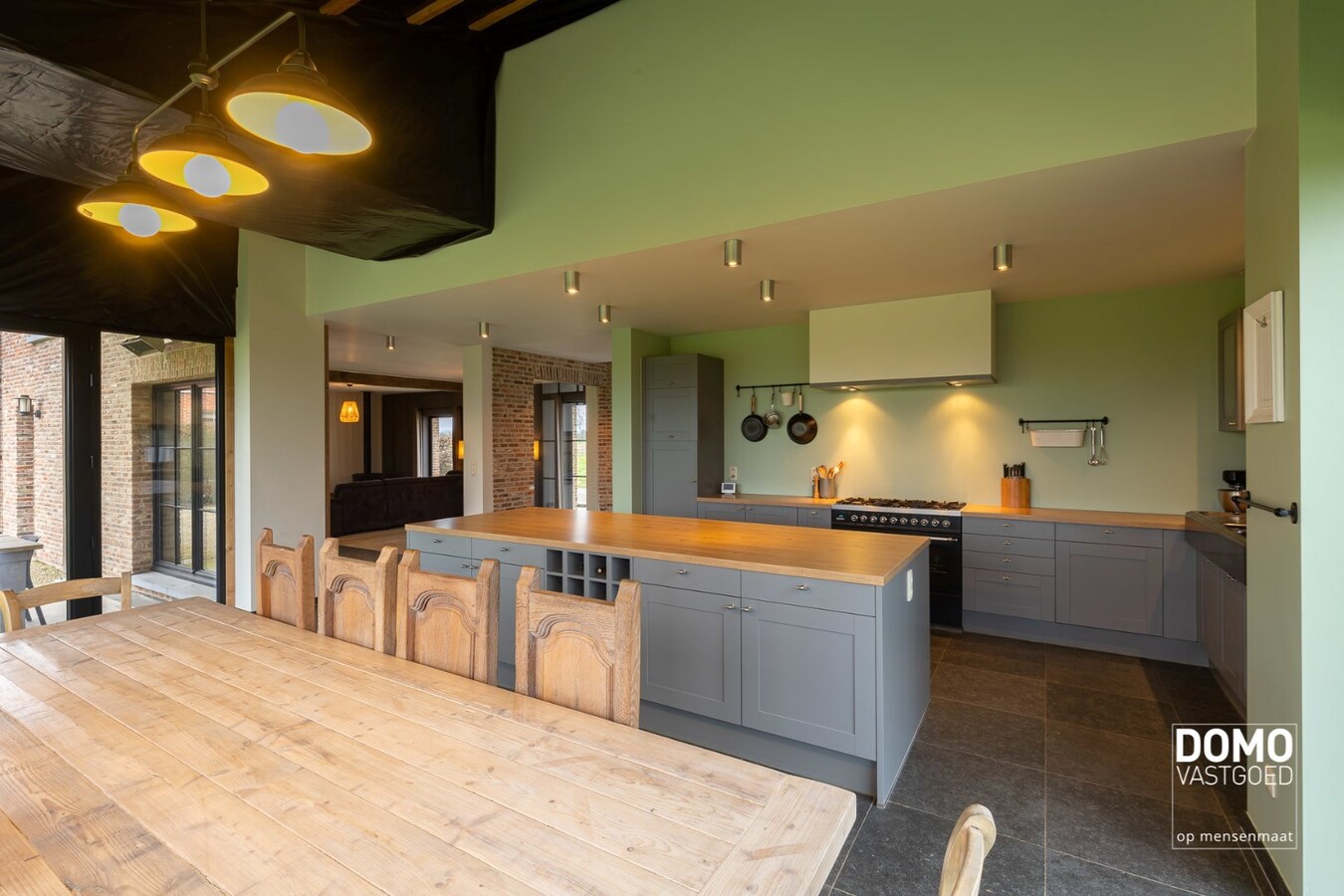 Prachtige gerenoveerde Hoeve met knap groen uitzicht in Herk-de-Stad 