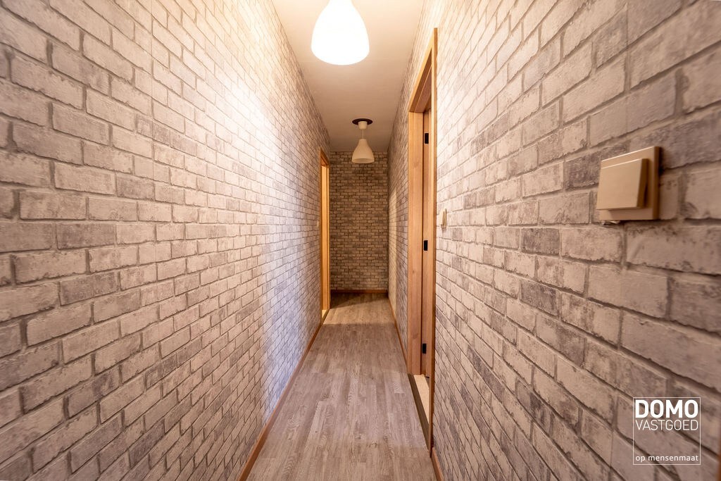 Verzorgd appartement met 2 slaapkamers te Kuringen 