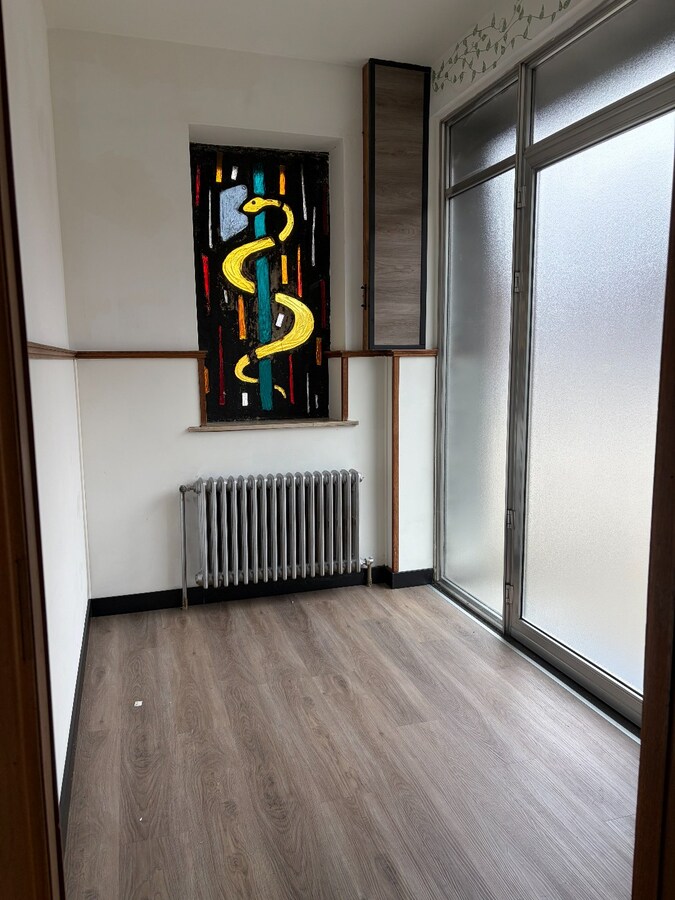 Centraal gelegen voormalige dokterspraktijk 