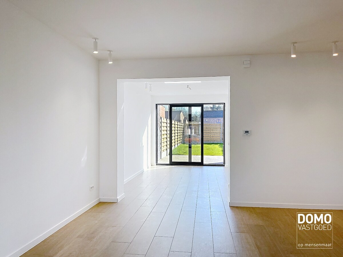 Ruimte, licht en comfort: instapklare woning met 4 slaapkamers in Kermt 