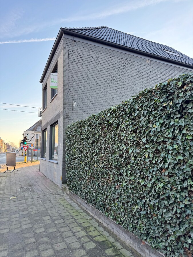 Appartement met 4 slaapkamers en garage te Kortemark 