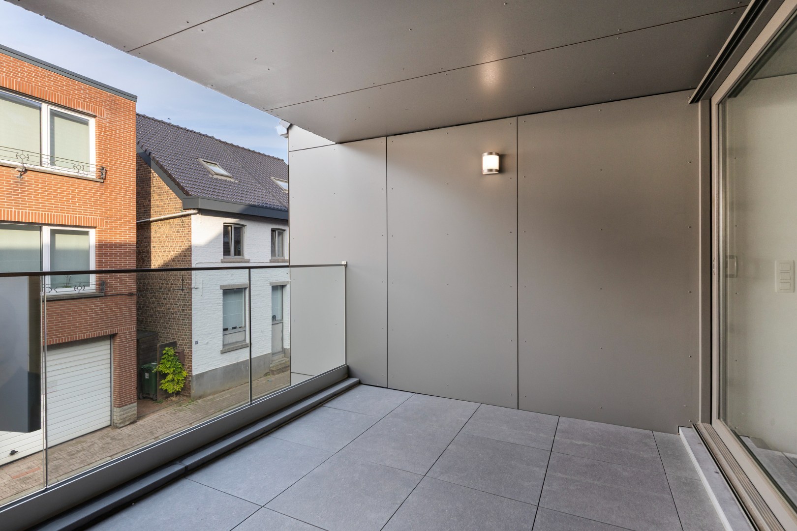 Recent appartement met 2 slaapkamers, terras, 2 ondergrondse autostaanplaatsen en private kelderberging in Herent! - EPC 41 kWh/m² - bewoonbare opp. 86 m² 