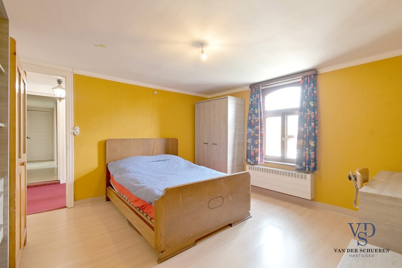 Ruime woning met opslagruimte 