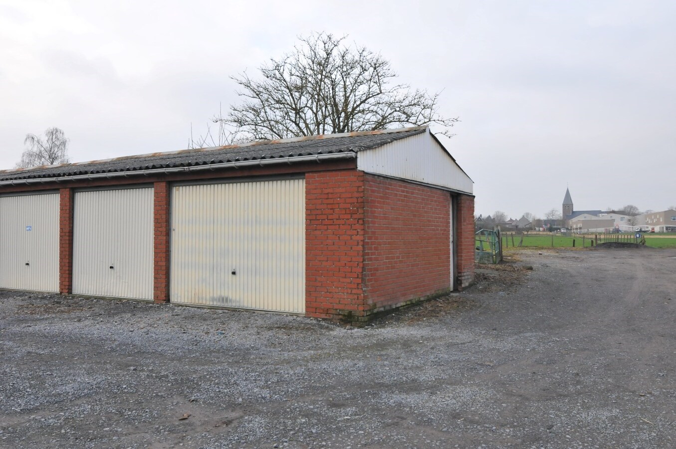 Woning 3 slaapkamers en garage 