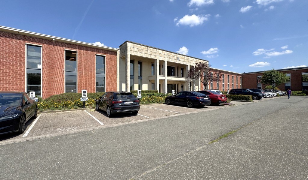 Budgetvriendelijke kantoren te huur aan luchthaven in Deurne