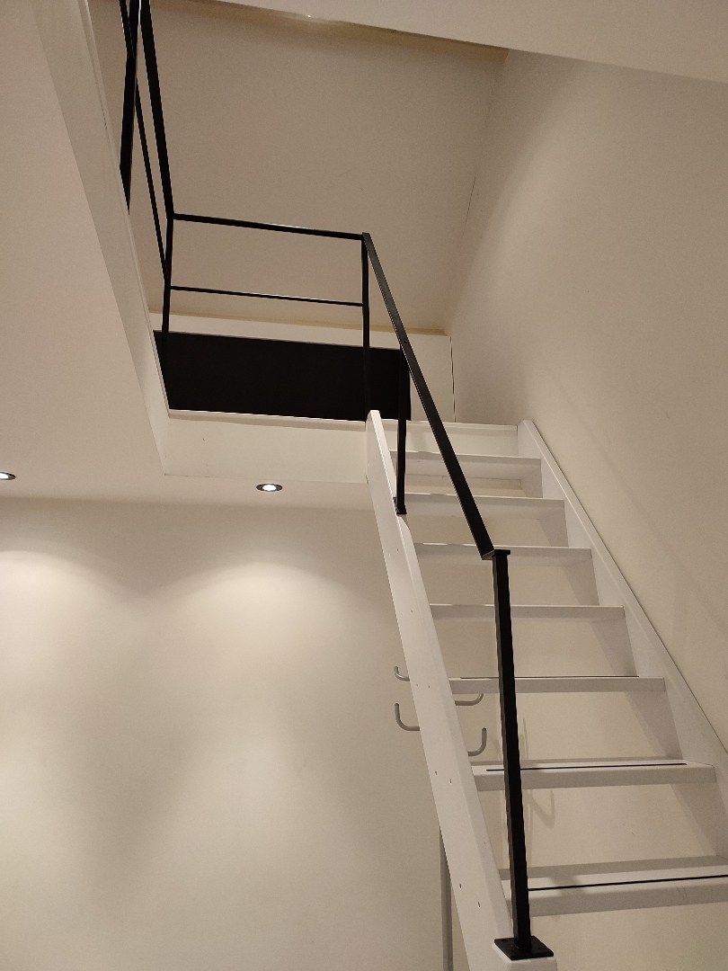 Op te frissen één (mogelijkheid tot 2) slaapkamer appartement te Merksem! 