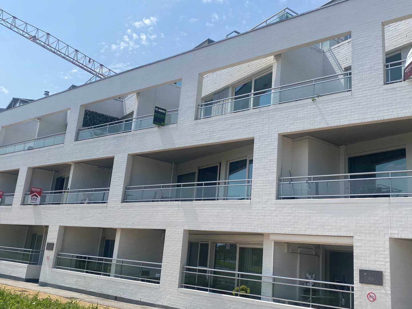 Gerenoveerd     1-slaapkamerappartement in hartje Waregem 