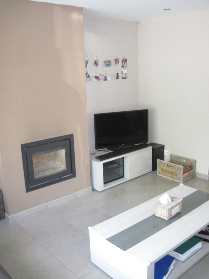 Prachtige Half Open Bebouwing - vernieuwd in 2012 !! 