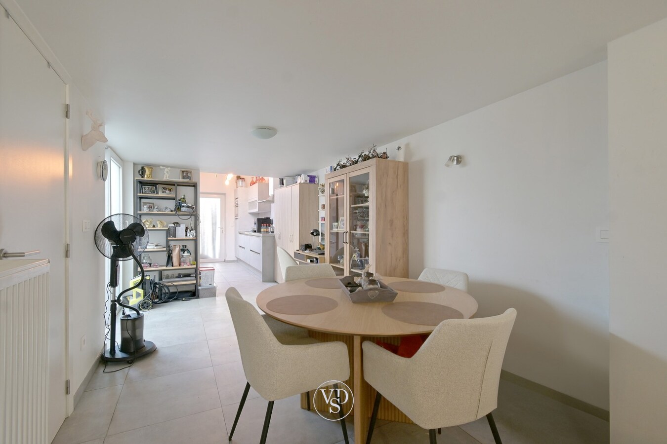 Gerenoveerde rijwoning, nabij centrum Oudenaarde 